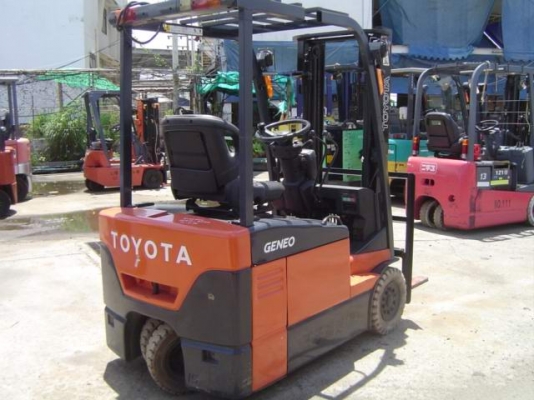 โฟล์คลิฟท์ ขายถูกมาก รถยกไฟฟ้า TOYOTA 7FB15 สวยจัด ใหม่มาก130,000 บาท โฟล์คลิฟท์ ขายถูกมาก รถยกไฟฟ้า TOYOTA 7FB15 สวยจัด ใหม่มาก130,000 บาท