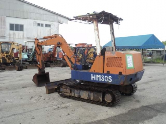 ขายถูก ขายแบ็คโฮเล็ก AIRMAN รุ่น : HM30S ราคา 130,000 บาท