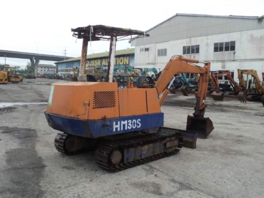 ขายถูก ขายแบ็คโฮเล็ก AIRMAN รุ่น : HM30S ราคา 130,000 บาท