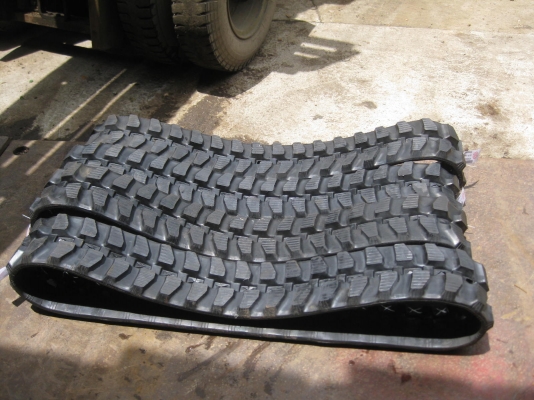 ขายแทร็กยางPC03ของใหม่และรับสั่งแทร็งทุกชนิดยี่ห้อ ขายแทร็กยางPC03ของใหม่และรับสั่งแทร็งทุกชนิดยี่ห้อ