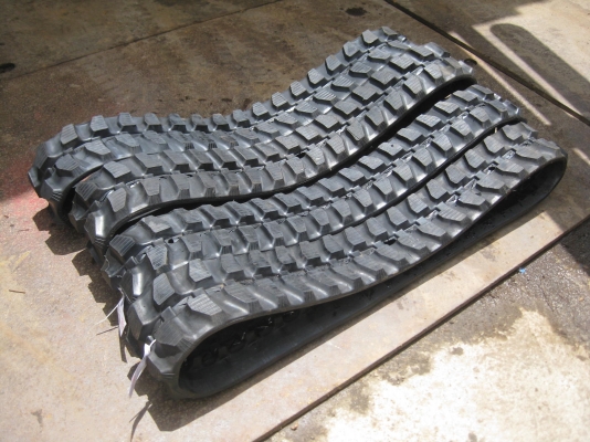 ขายแทร็กยางPC03ของใหม่และรับสั่งแทร็งทุกชนิดยี่ห้อ ขายแทร็กยางPC03ของใหม่และรับสั่งแทร็งทุกชนิดยี่ห้อ