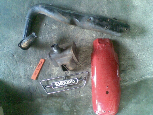 อะไหล่ แท้ เก่าเก็บ DT-100 /  DT-125 โช้คคู่ - นัดเชียงใหม่ ครับ