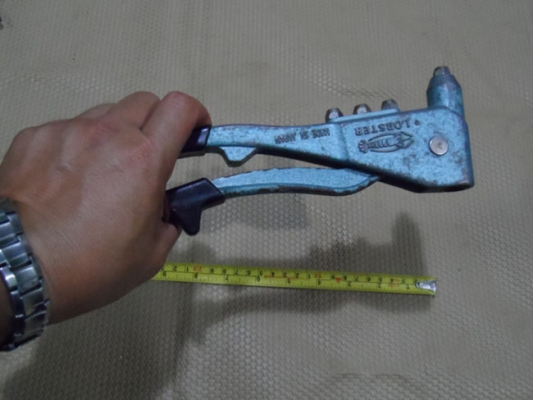 คีมย้ำรีเวท ตรากุ้ง