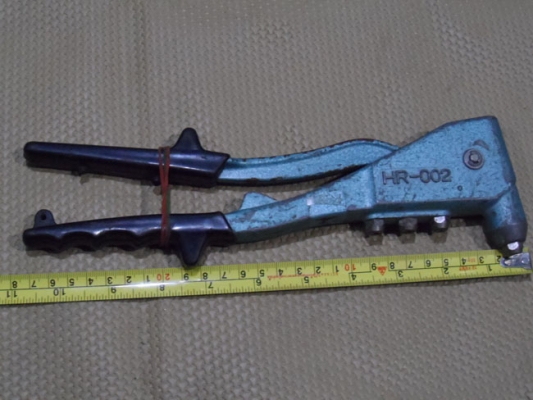 คีมย้ำรีเวท ตรากุ้ง