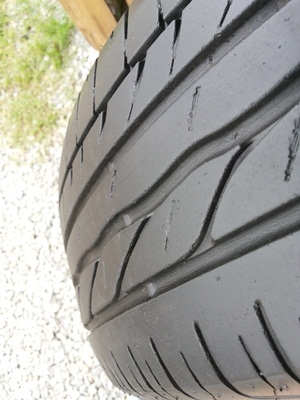 ขายยางเหมากอง 195/65/15*185/60/15*175/65/15     3   ชุด 3500 (ขายรวม)