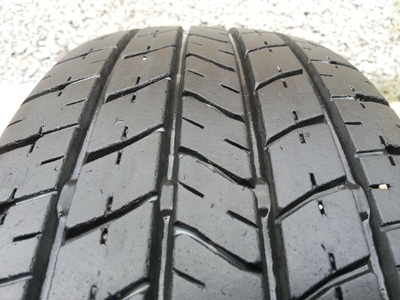 ขายยางเหมากอง 195/65/15*185/60/15*175/65/15     3   ชุด 3500 (ขายรวม)