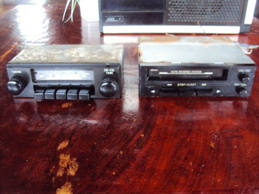 ขายวิทยุรถยนต์แนวเรโทร