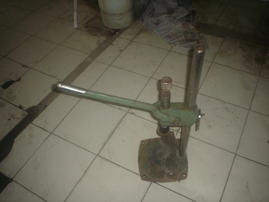 รู้ว่า**กด-โยก-ขึ้น-ลง**    แต่ไม่รู้ว่า   ***มีไว้ใช้ประโยชน์อะไร***