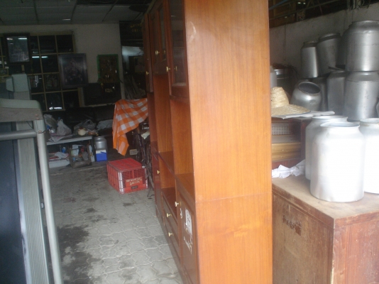 สภาพใหม่มาก  ได้มาจากบ้านฝรั่งเขา  ใช้งานน้อย  ทุกมุมดีครับ