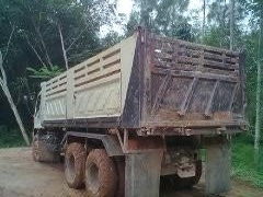 รถอิซุซุ 10 ล้อดั้ม FXZ 270 แรงม้า ปี 45  สนใจติดต่อ 081 - 6079515