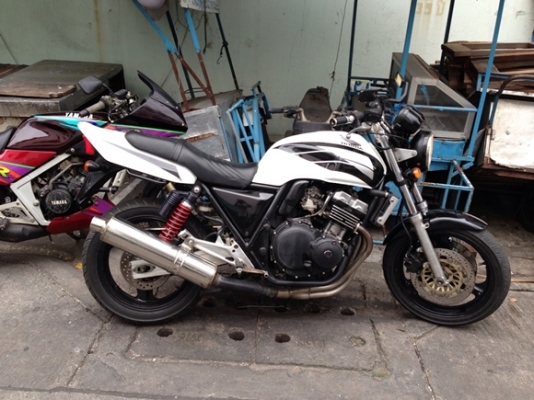 CB400 Y93 สพม ใครขายเท่าไรเราไม่รู้เราขายแค่ 62,000