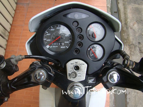 ขายโซนิคแต่งลาย repsol สภาพสวยล้อแม็ก ขายโซนิคแต่งลาย repsol สภาพสวยล้อแม็ก