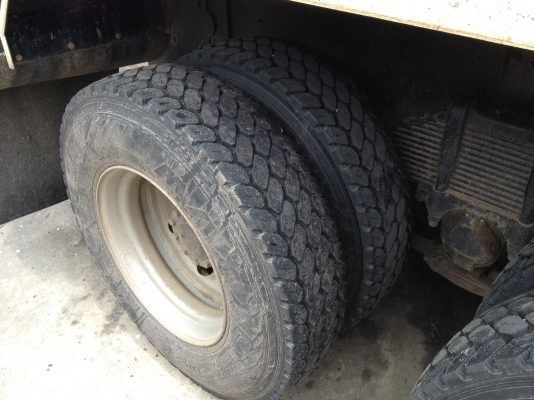 ขาย ISUZU DECA Fxz 270 Euro 2 ปี 48 ขาย แม่-ลูก