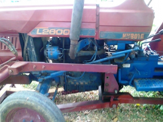 ขายด่วน..รถไถจอมพลัง KUBOTA L2600 อุปกรณ์มี ผาน 3 และใบดันหน้า อันทรงพลัง.