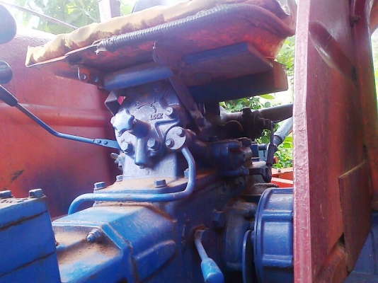 ขายด่วน..รถไถจอมพลัง KUBOTA L2600 อุปกรณ์มี ผาน 3 และใบดันหน้า อันทรงพลัง.