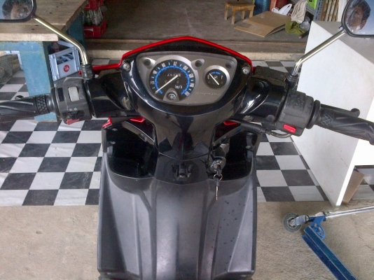 ด่วน!ยามาฮ่านูโวMX ปี51 รถเครื่องเดิมแน่นๆ สีสวย พร้อมใช้ ทะเบียน+เอกสารโอน ภาษีไม่หมด 088-2197709