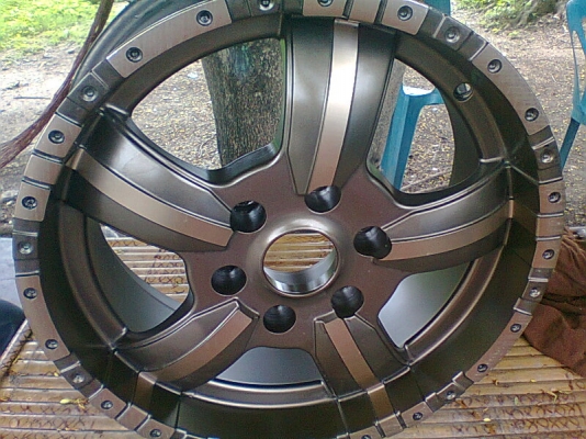 แม็ก 18x8 สภาพดี 4 วง แม็ก 18x8 สภาพดี 4 วง