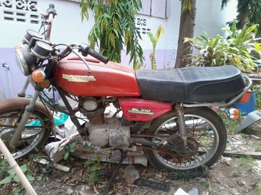 ขายหรือแลก yamaha dt คับลองโทรมาคุยคับใกล้ๆได้ยิ่งดีคับ 082-1977661 วิทย์