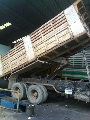 ขายสิบล้อมิตซู