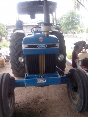 ขายด่วน! รถไถ ยี่ห้อ FORD  รุ่น 4610 สภาพดี พร้อมใช้งาน พร้อมทะเบียนถูกต้อง