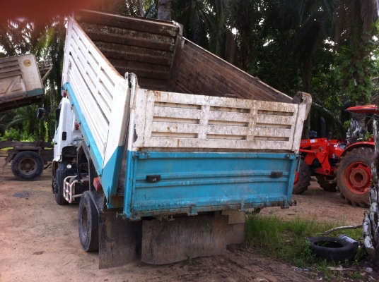 HINO MAGA 500 ปี 53 มือเดียวออกห้าง ใช้งานน้อยมาก พร้อมขายค่ะ HINO MAGA 500 ปี 53 มือเดียวออกห้าง ใช้งานน้อยมาก พร้อมขายค่ะ