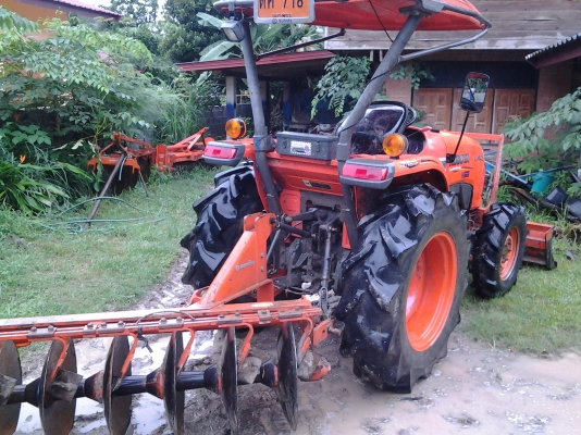 Kubota L3608 ปี53 อุปกร 4 ชิ้น โรตารี่ ใบดัน ผาน6 ผาน4 Kubota L3608 ปี53 อุปกร 4 ชิ้น โรตารี่ ใบดัน ผาน6 ผาน4