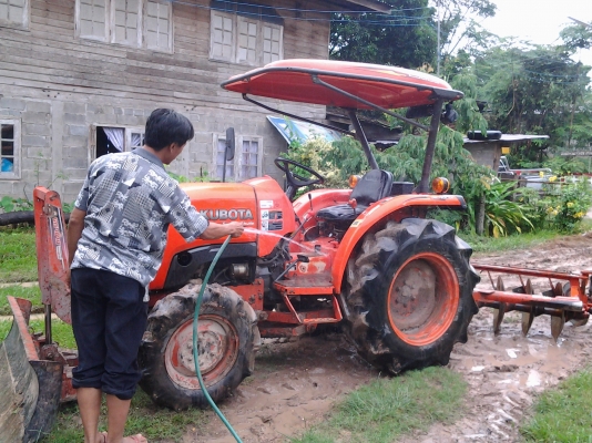 Kubota L3608 ปี53 อุปกร 4 ชิ้น โรตารี่ ใบดัน ผาน6 ผาน4 Kubota L3608 ปี53 อุปกร 4 ชิ้น โรตารี่ ใบดัน ผาน6 ผาน4