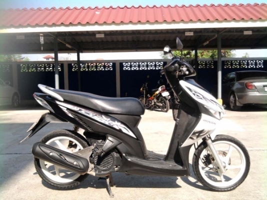 ขออนุญาติขาย Honda Click Combi Brake มือเดียว สีขาวมุข ล้อแม็ก