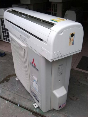 **** ขายแอร์ DAIKIN อินเวอร์เตอร์ 12500 BTU สภาพใหม่ ****
