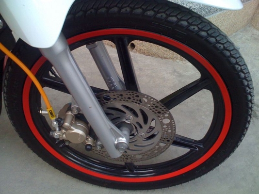 Honda wave  รถเดิม มือแรก วิ่งดีใช้น้อยแต่งแต่ภายนอก สวยๆ