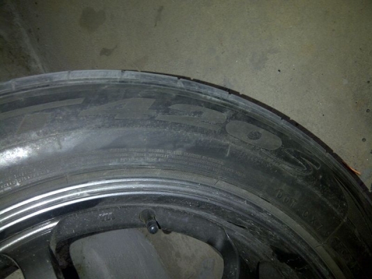 ด่วน แม็กซ์ พร้อมยางขอบ 18 / 5 รู