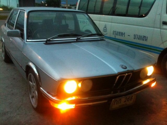ขายBMW E12กันชนเล็ก