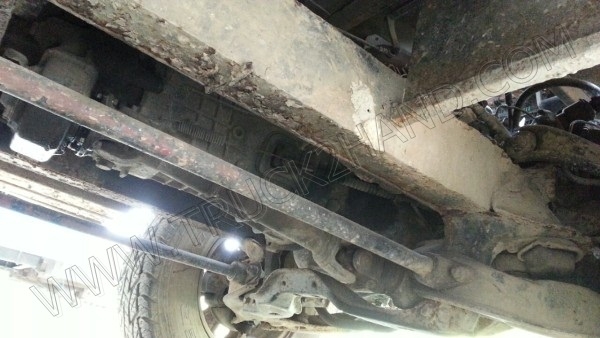 รถ 4 ล้อ โดยสาร เครื่อง ISUZU 4 สูบ 90 แรงม้า 2,500 CC. 2 เพลา รถ 4 ล้อ โดยสาร เครื่อง ISUZU 4 สูบ 90 แรงม้า 2,500 CC. 2 เพลา