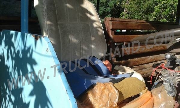 รถ 4 ล้อ โดยสาร เครื่อง ISUZU 4 สูบ 90 แรงม้า 2,500 CC. 2 เพลา รถ 4 ล้อ โดยสาร เครื่อง ISUZU 4 สูบ 90 แรงม้า 2,500 CC. 2 เพลา