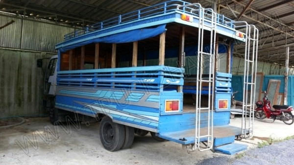 รถสองแถว แบบอันดามัน รุ่น FB4JEKA ขอเน้นว่าแซซซีสวยมากไม่มีที่ติครับ หัวเก๋งบางเฉียบ