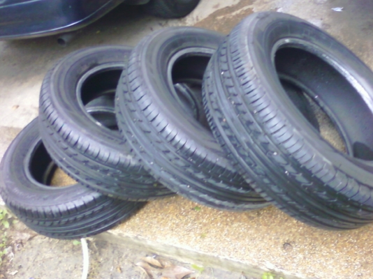 ขายยาง205 65 16 yokohama earth1 ปี10