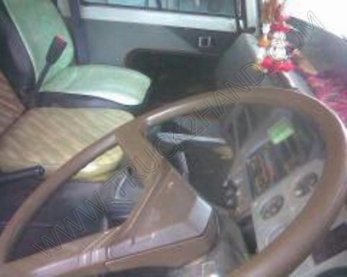 รถบรรทุก 10 ล้อ ยี่ห้อ HINO กระบะไม้