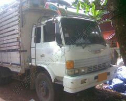 รถบรรทุก 10 ล้อ ยี่ห้อ HINO กระบะไม้