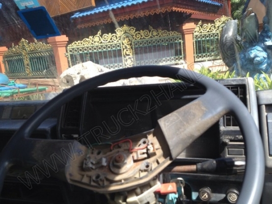 รถบรรทุก 6 ล้อ ติดเครนขนาด 3 ตัน ยี่ห้อ ISUZU รุ่น NKR ขนาด 110 แรงม้า รถบรรทุก 6 ล้อ ติดเครนขนาด 3 ตัน ยี่ห้อ ISUZU รุ่น NKR ขนาด 110 แรงม้า