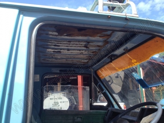 รถบรรทุก 6 ล้อ ติดเครนขนาด 3 ตัน ยี่ห้อ ISUZU รุ่น NKR ขนาด 110 แรงม้า รถบรรทุก 6 ล้อ ติดเครนขนาด 3 ตัน ยี่ห้อ ISUZU รุ่น NKR ขนาด 110 แรงม้า