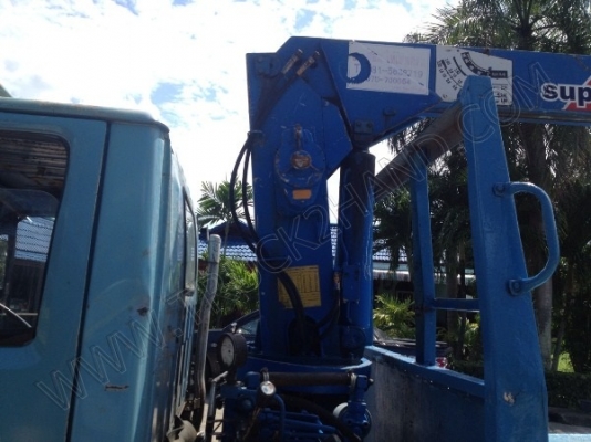 รถบรรทุก 6 ล้อ ติดเครนขนาด 3 ตัน ยี่ห้อ ISUZU รุ่น NKR ขนาด 110 แรงม้า รถบรรทุก 6 ล้อ ติดเครนขนาด 3 ตัน ยี่ห้อ ISUZU รุ่น NKR ขนาด 110 แรงม้า