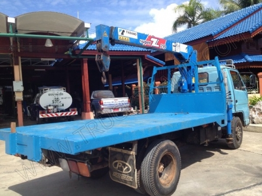 รถบรรทุก 6 ล้อ ติดเครนขนาด 3 ตัน ยี่ห้อ ISUZU รุ่น NKR ขนาด 110 แรงม้า รถบรรทุก 6 ล้อ ติดเครนขนาด 3 ตัน ยี่ห้อ ISUZU รุ่น NKR ขนาด 110 แรงม้า