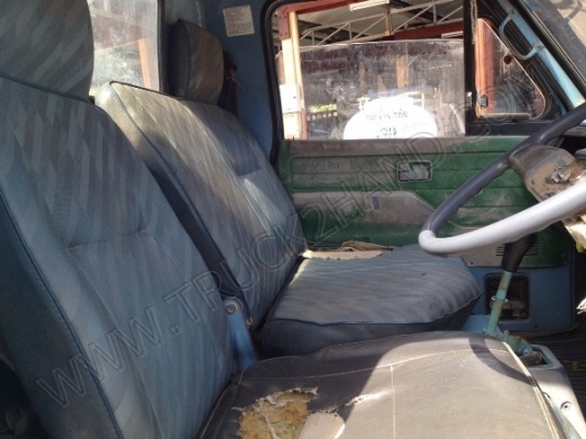 รถบรรทุก 6 ล้อ ติดเครนขนาด 3 ตัน ยี่ห้อ ISUZU รุ่น NKR ขนาด 110 แรงม้า รถบรรทุก 6 ล้อ ติดเครนขนาด 3 ตัน ยี่ห้อ ISUZU รุ่น NKR ขนาด 110 แรงม้า