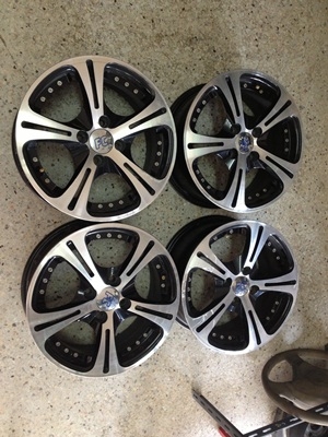 ล้อแม็กมือสอง พร้อมยาง ขอบ 15 กว้าง 6.5 4รู100