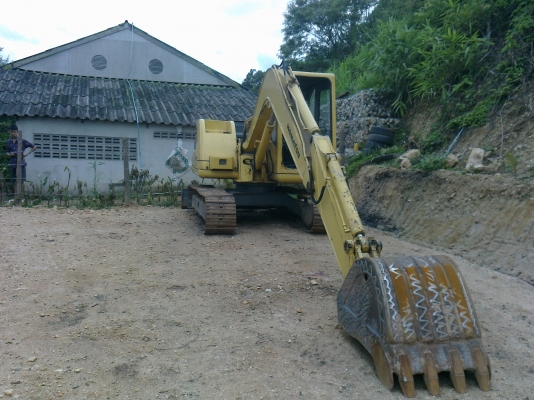 ขายแบคโฮ Komatsu PC71 สภาพดีพร้อมใช้งาน เอวแน่น ช่วงล่างเต็ม มีใบมีด