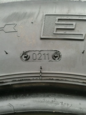 ขายยางเอาไว้ลุย ตะขาบ Simex 36x12.5R16 ปี11 ขายยางเอาไว้ลุย ตะขาบ Simex 36x12.5R16 ปี11