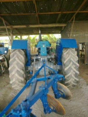 ขายรถไถ FORD 6610 2 เพลา คานหน้าคาราโล่ ผานหน้า+ผาน 3 ไทยเฮงหลี เอกสารเล่มทะเบียน