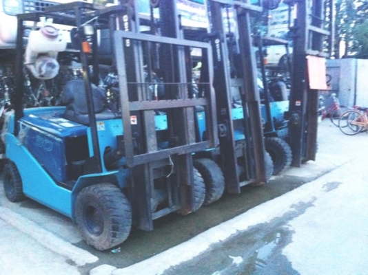 โฟร์คลิฟต์ไฟฟ้า &amp; เครื่องยนต์ VRS import auto part