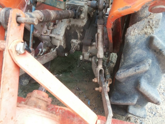 ปัญญาแทรคเตอร์มาแล้ว...จัดมาให้ครับ ขายถูกๆ ตามสภาพครับ  คูโบต้า L2000พร้อม โรตาลี่ (เหมาะกับงานเข้าร่องอ้อยคับ)