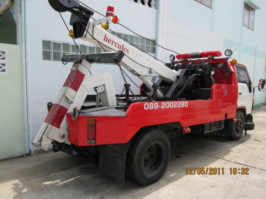 ขายรถยก 6 ล้อ พร้อมอุปกรณ์ครบถ้วน